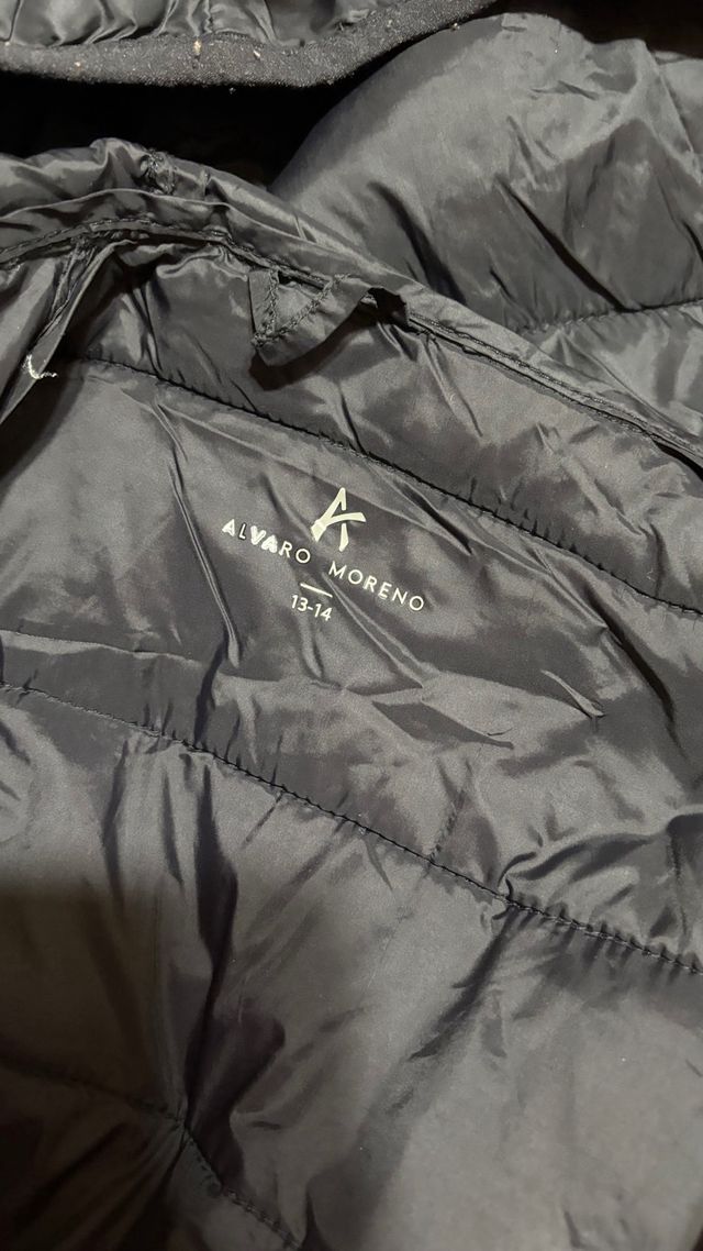 Chaqueta plumas Álvaro Moreno negra