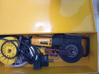 Curvadora de tubo REMS