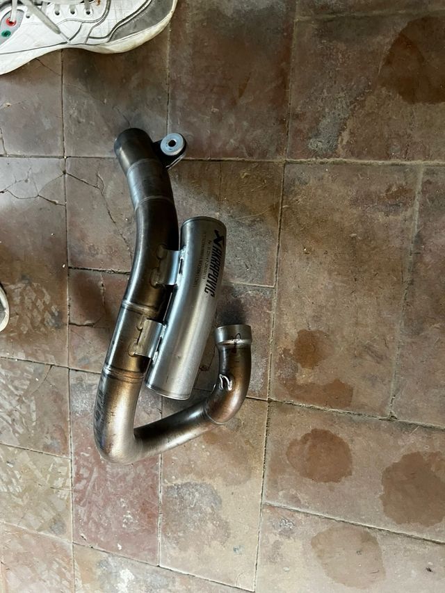 Escape akrapovic ktm