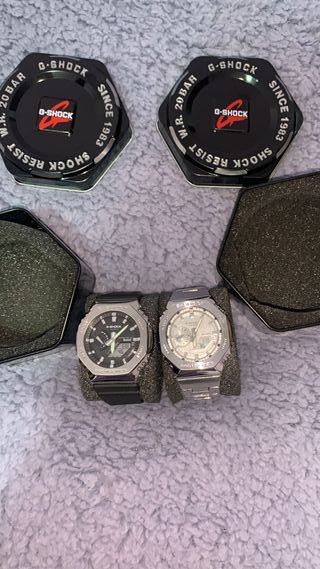 Reloj Deportivo Negro y Plateado