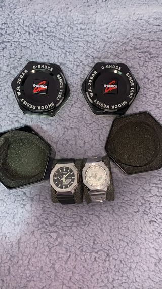 Reloj Deportivo Negro y Plateado