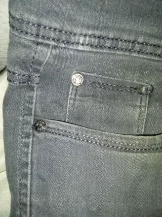 Pantalón ajustado Emporio Armani Talla 48