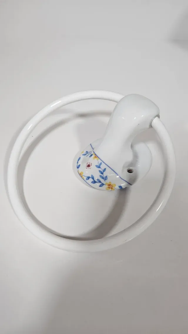 Set accessori bagno in ceramica con fiori