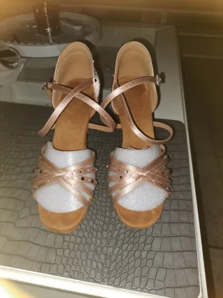 Zapatos de baile salsa bachata dorados/rosados