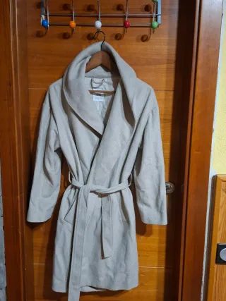 Abrigo Gris system action talla S. SIN ESTRENAR!!