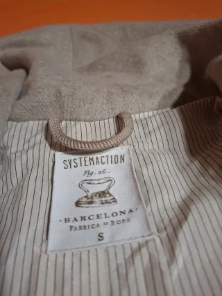 Abrigo Gris system action talla S. SIN ESTRENAR!!