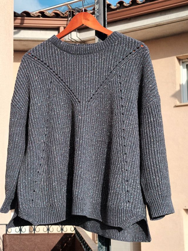 Jersey de punto con hilos plateados