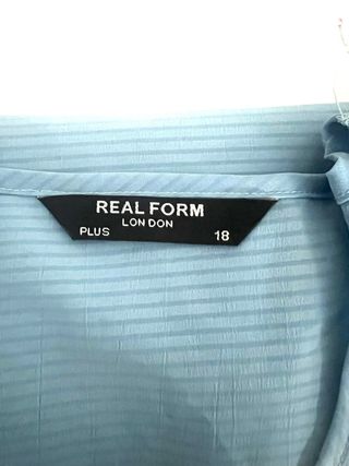 Talla 4XL. Blusa manga larga REAL FORM LONDON.