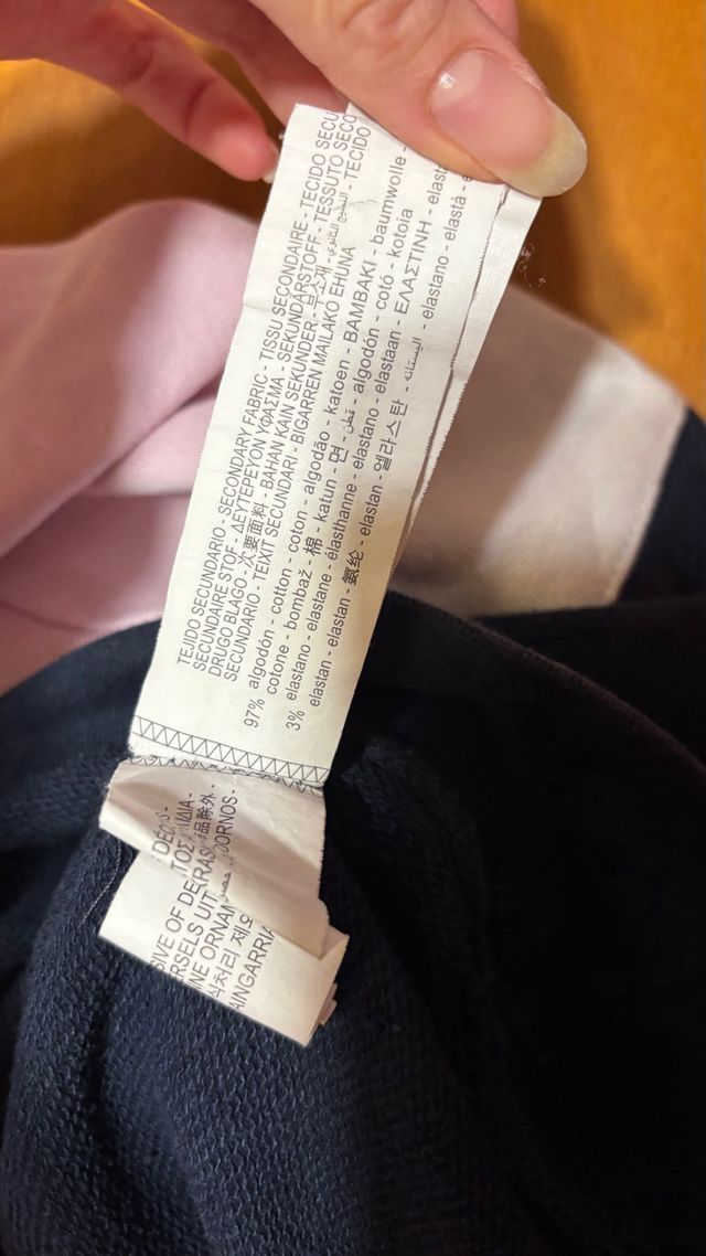 Sudadera Pull&Bear rosa, blanca y azul