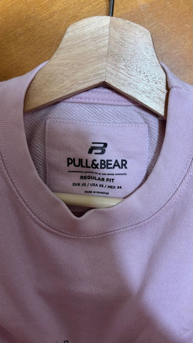 Sudadera Pull&Bear rosa, blanca y azul