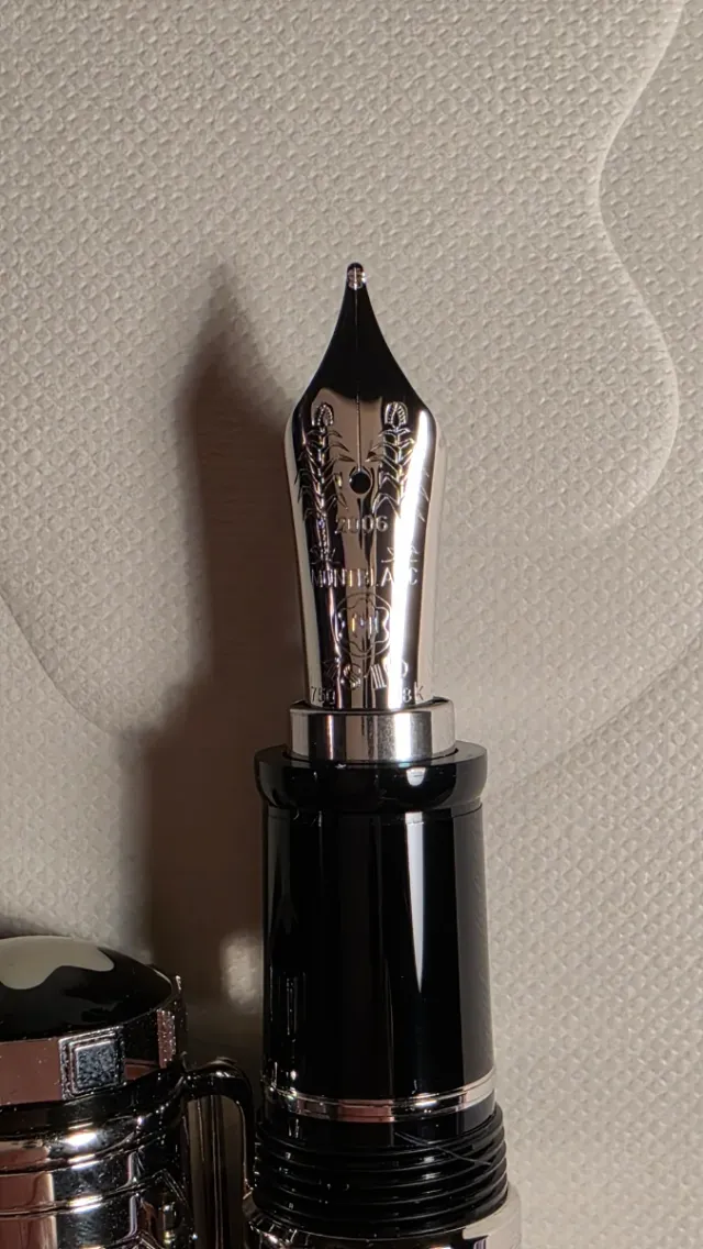 Pluma Montblanc Sir Henry Tate 4810