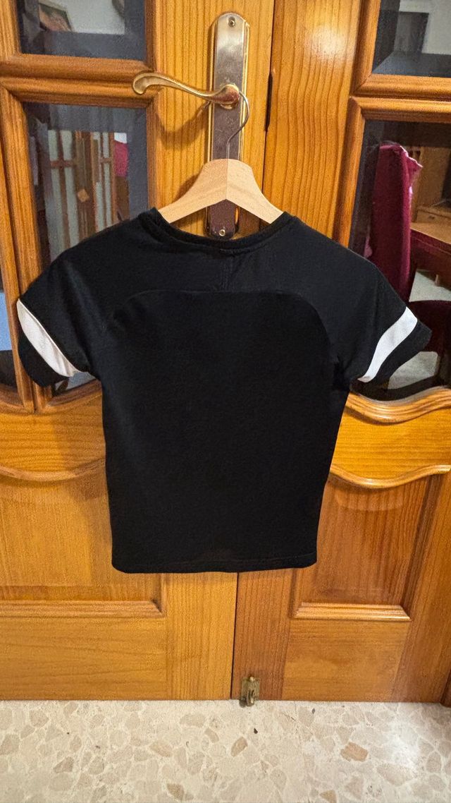 Camiseta Nike Negra Deportiva