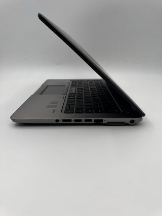 HP i5, 8GB RAM, ssd 240, windows 11, 14’