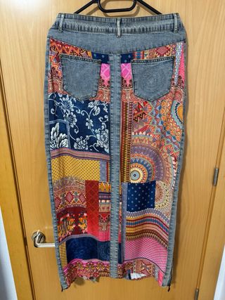 Falda larga patchwork denim y estampado