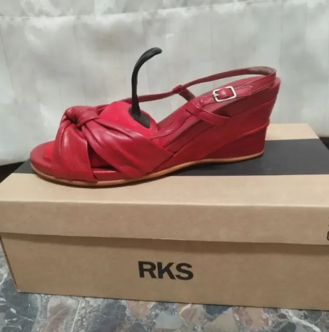 Tacones rojos Montesinos