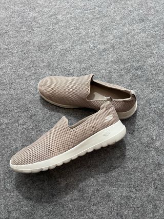 Zapatillas Skechers Go Walk Joy Beige