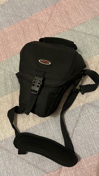 Canon EOS 1100D reflex