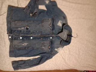 Chaqueta vaquera Stradivarius Talla M