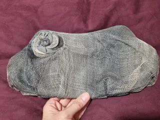 Bolso de mano Pura López gris y beige