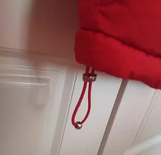 Chubasquero rojo talla XS sin estrenar