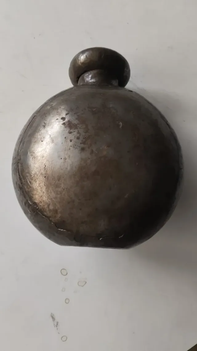 Vecchia borraccia indiana