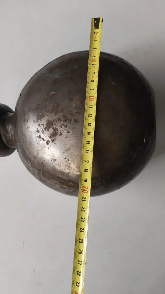 Vecchia borraccia indiana