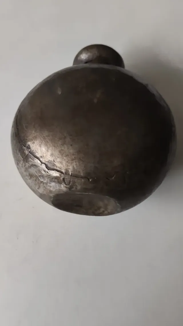 Vecchia borraccia indiana