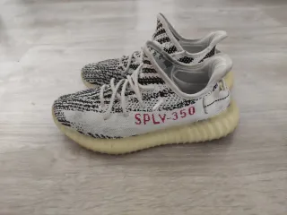 Adidas Yeezy 350 Zebra