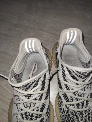 Adidas Yeezy 350 Zebra