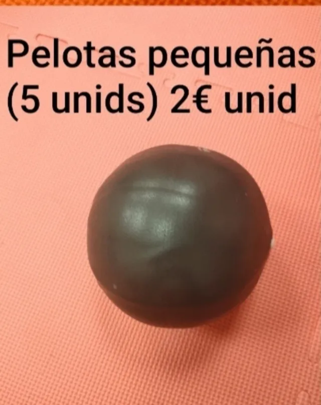 Pelotas pequeñas (5 uds) 2€ unid