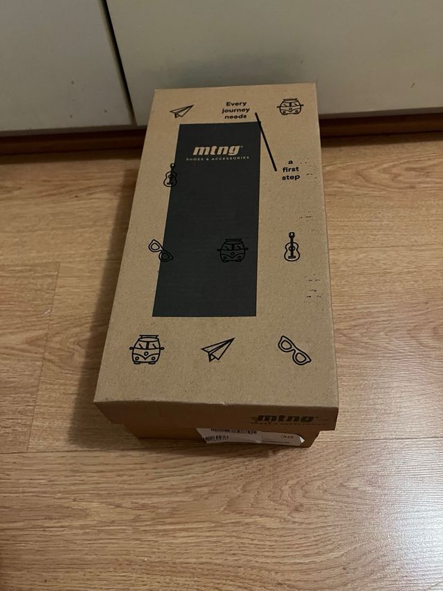 Sandalias Mustang Negras