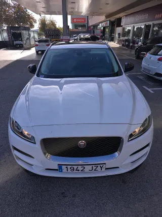 Jaguar F-Pace 2017