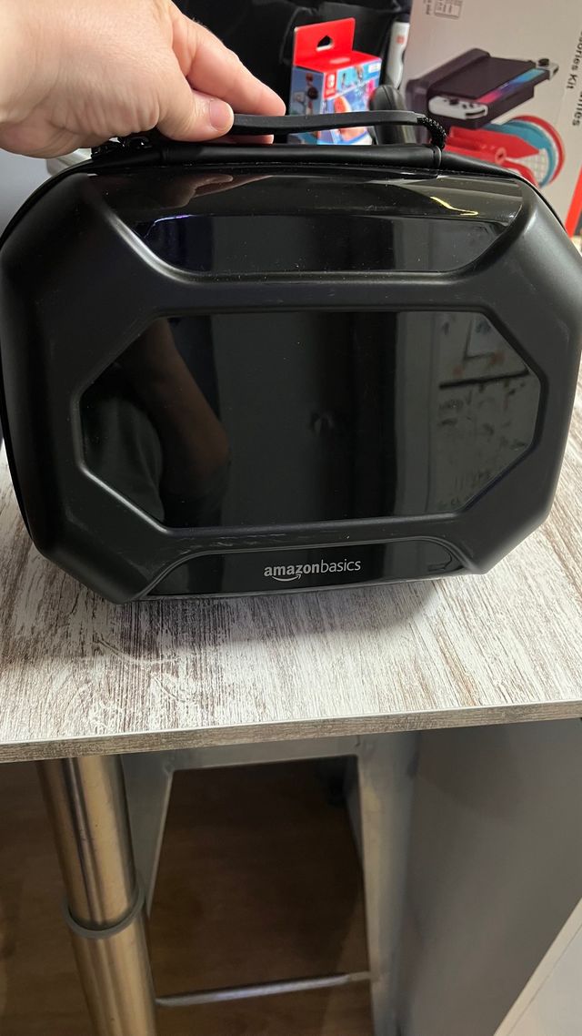 Caja Transporte Nintendo Switch Amazon Basics