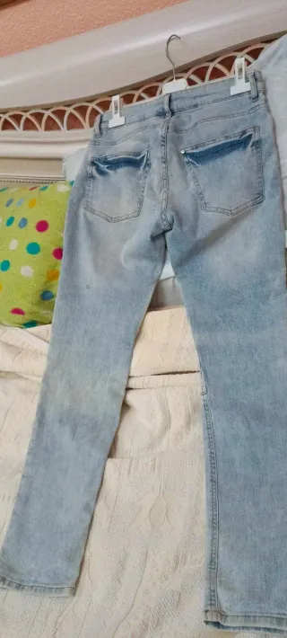 Vaqueros elásticos talla 40