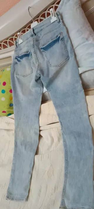 Vaqueros elásticos talla 40