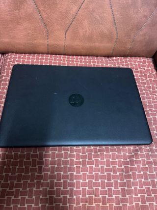 Portatil HP AMD A10 8GB DDR4 128GB SSD Windows 11