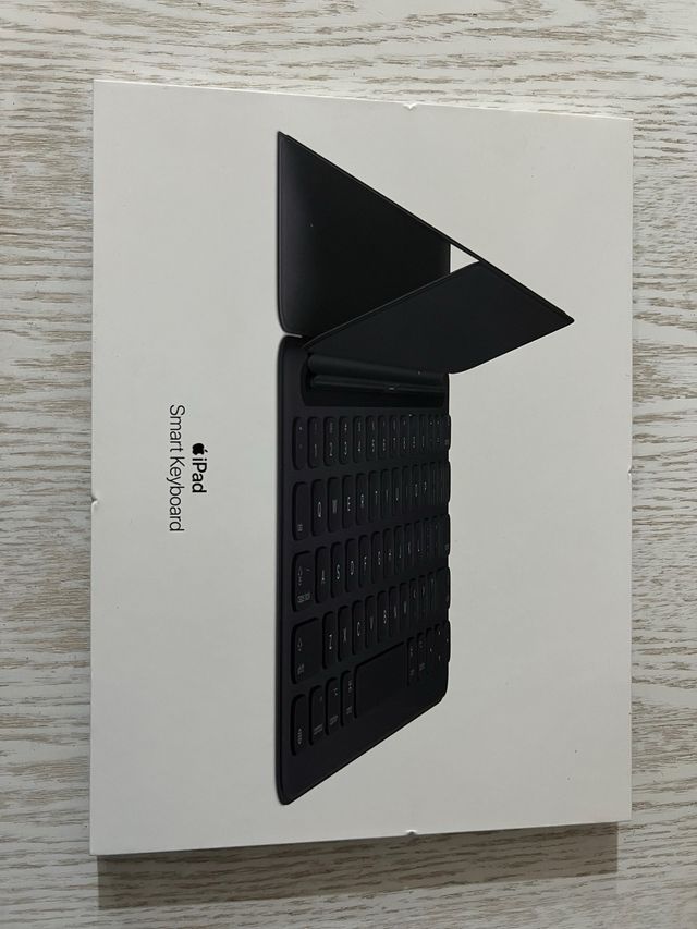 iPad Air 4 2020 + Smart Keyboard