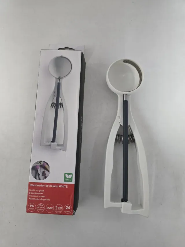 Racionador de helado WHITE Lacor