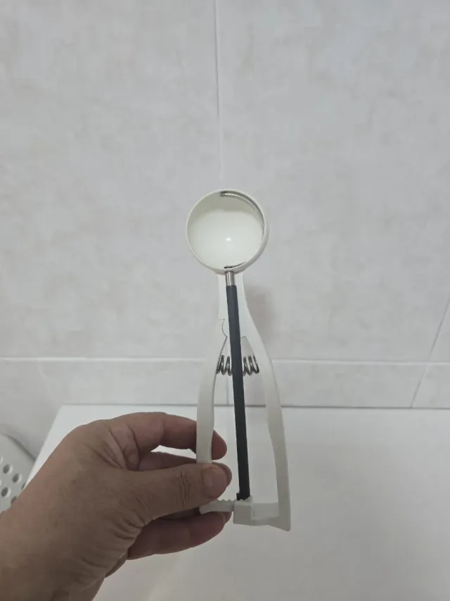 Racionador de helado WHITE Lacor