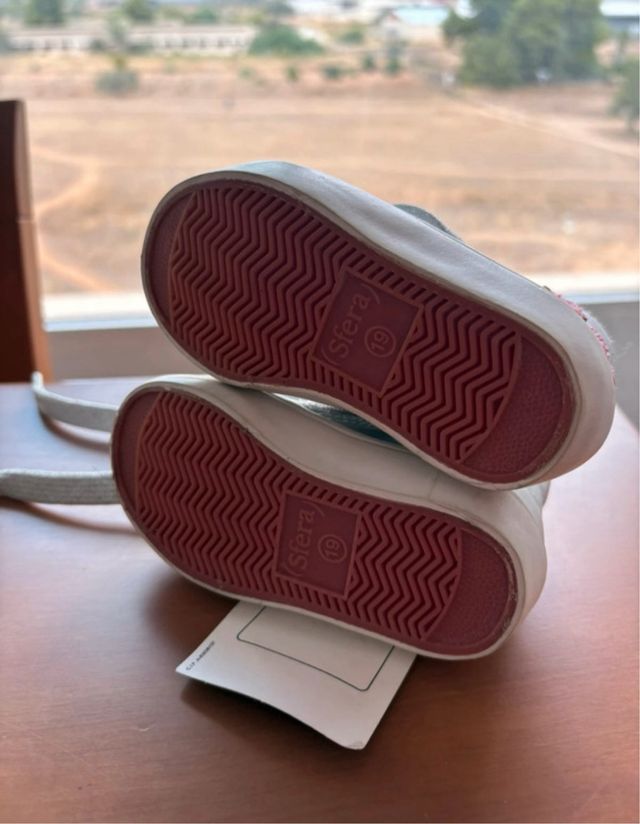 Botines Sfera Niña Flores Rosa y Plata