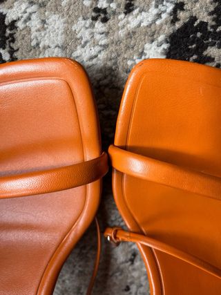 Sandalias de tacón naranjas