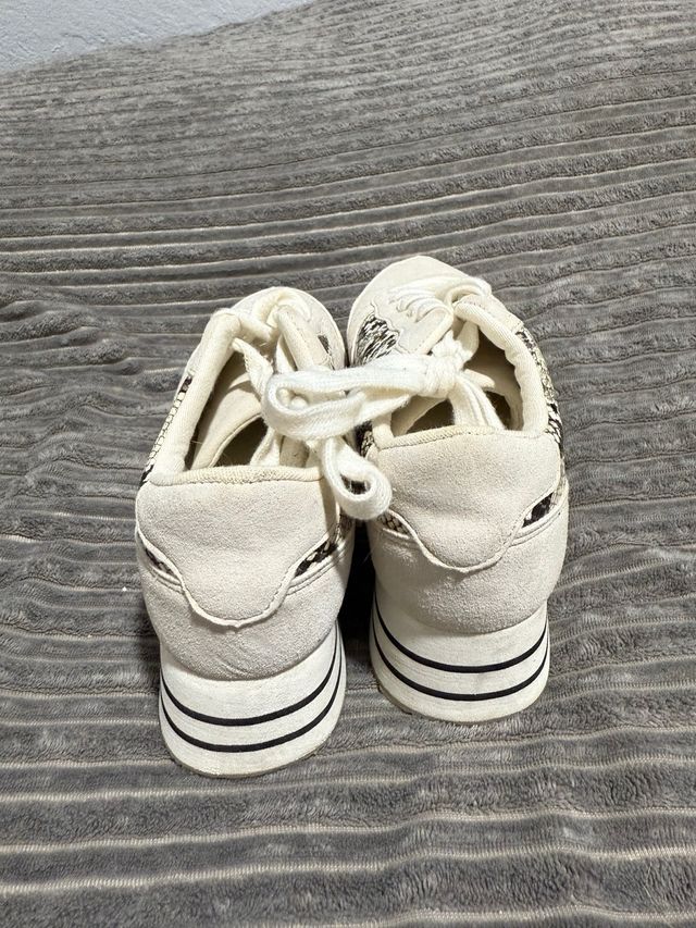 Zapatillas plataforma efecto piel serpiente