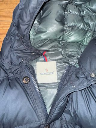 Chaqueta Moncler Azul con Capucha