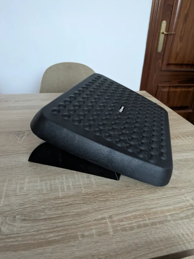 Reposapiés Fellowes Ajustable Negro
