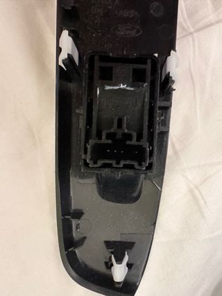 Botón elevalunas Ford Kuga 2024 copiloto