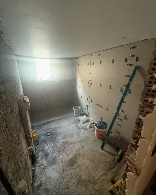 Alicatado de paredes y suelo