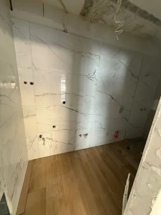 Alicatado de paredes y suelo