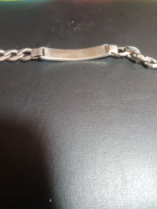 Esclava de plata maciza