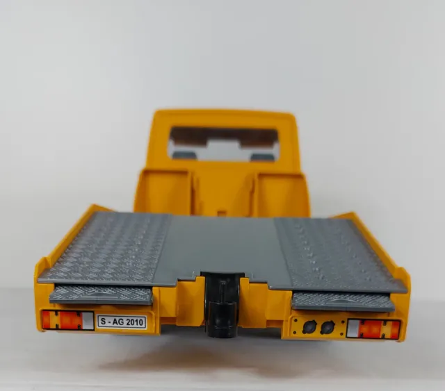 Camión grua asistencia bruder