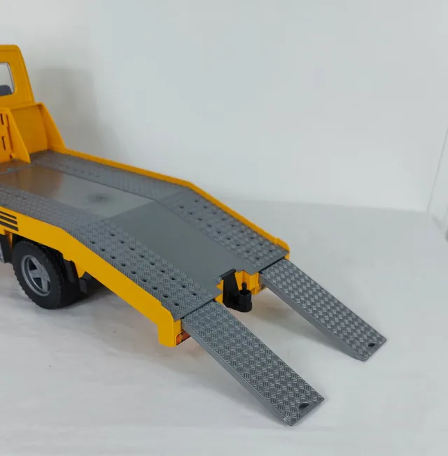 Camión grua asistencia bruder